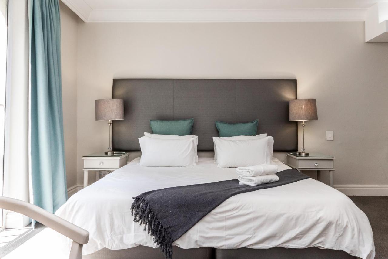 Trendy Apartment In Thibault Square City Centre Cape Town Exterior foto